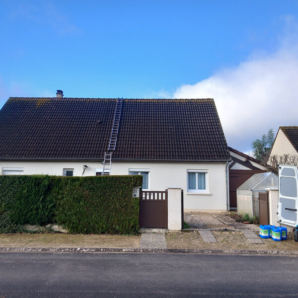 Nettoyage et démoussage de toiture